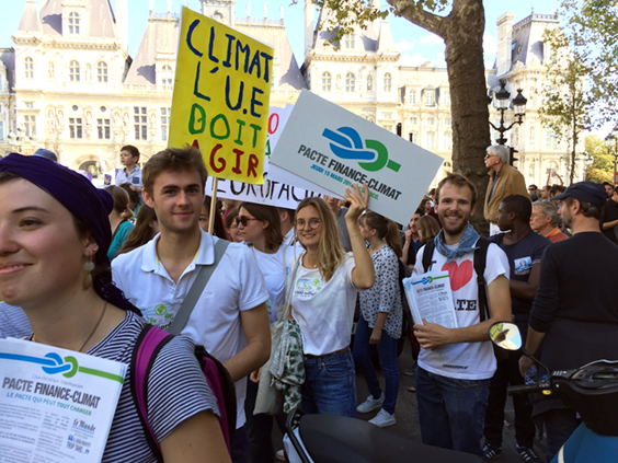 Réflexions à travers l’écologie politique